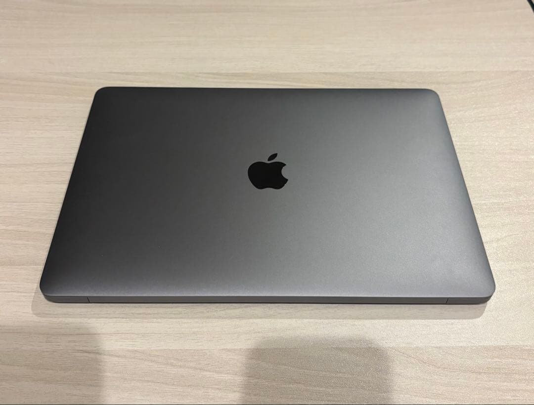 MacBook Air 2019 13インチ 256GB バッテリー交換済