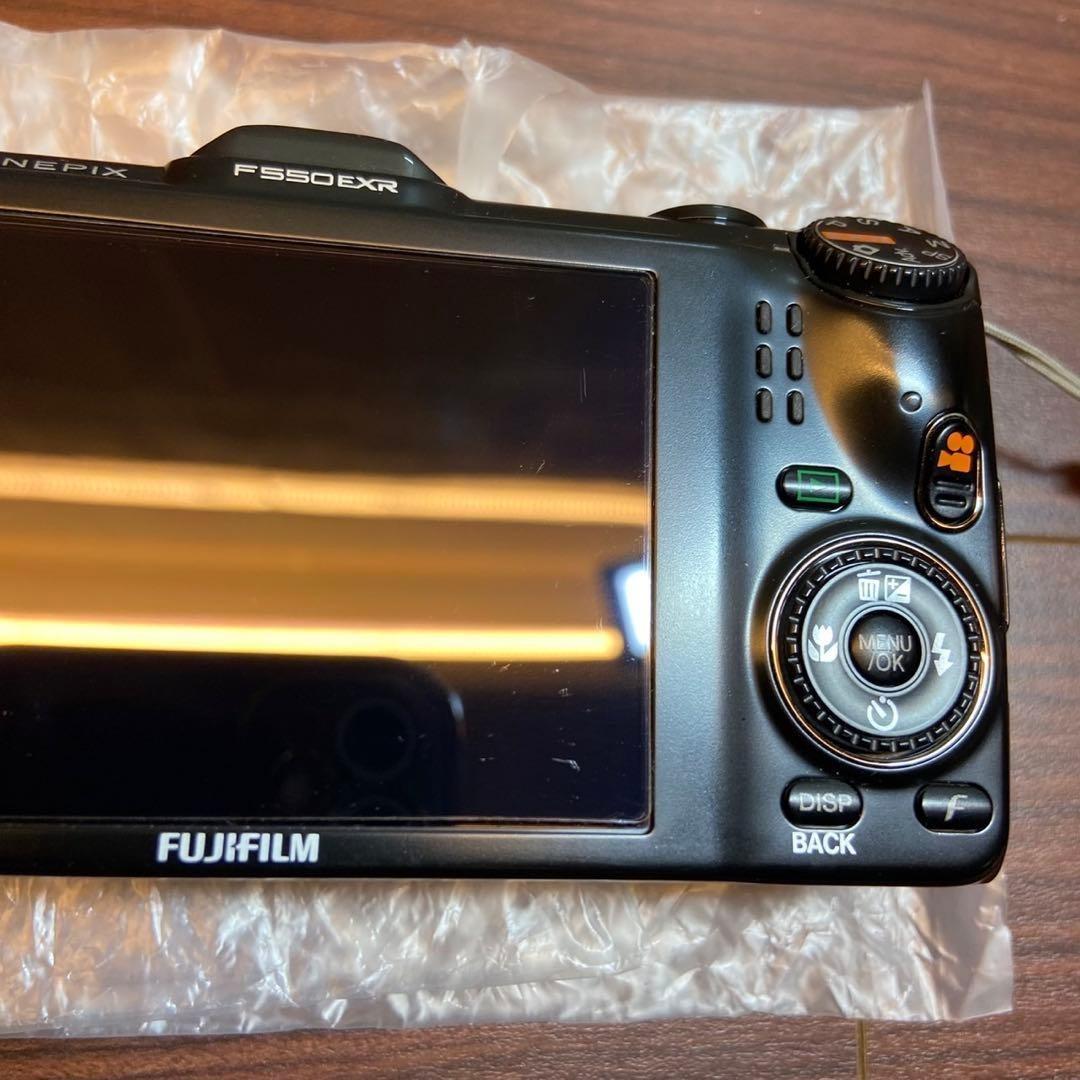 FUJIFILM FinePix F550 EXR デジカメ 4922