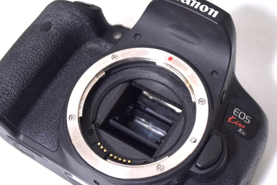 美品❤Canon EOS Kiss X8i❤Wi-Fi搭載❤キャノン❤超高性能