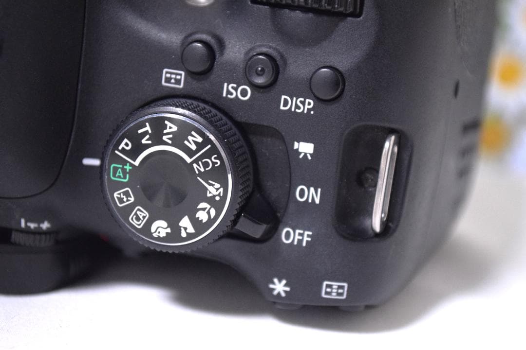 美品❤Canon EOS Kiss X8i❤Wi-Fi搭載❤キャノン❤超高性能