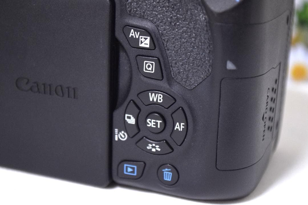 美品❤Canon EOS Kiss X8i❤Wi-Fi搭載❤キャノン❤超高性能