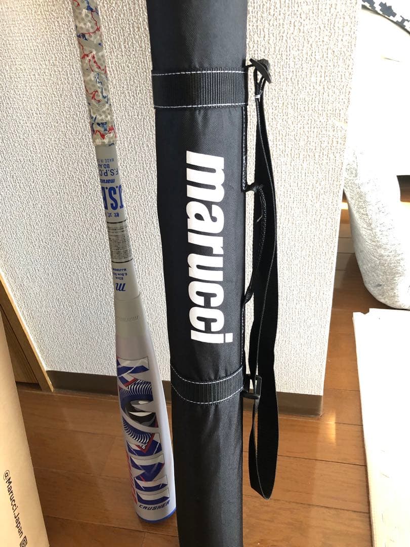 新品早いもの勝ちセール　マルーチ　青ワニ83センチ