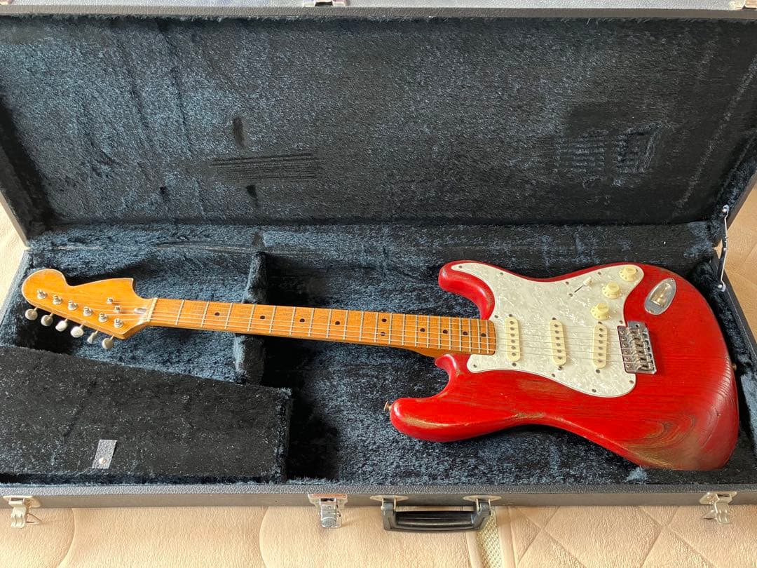 75年製Fernandes シースルーレッド オールラッカーレリック ストラト