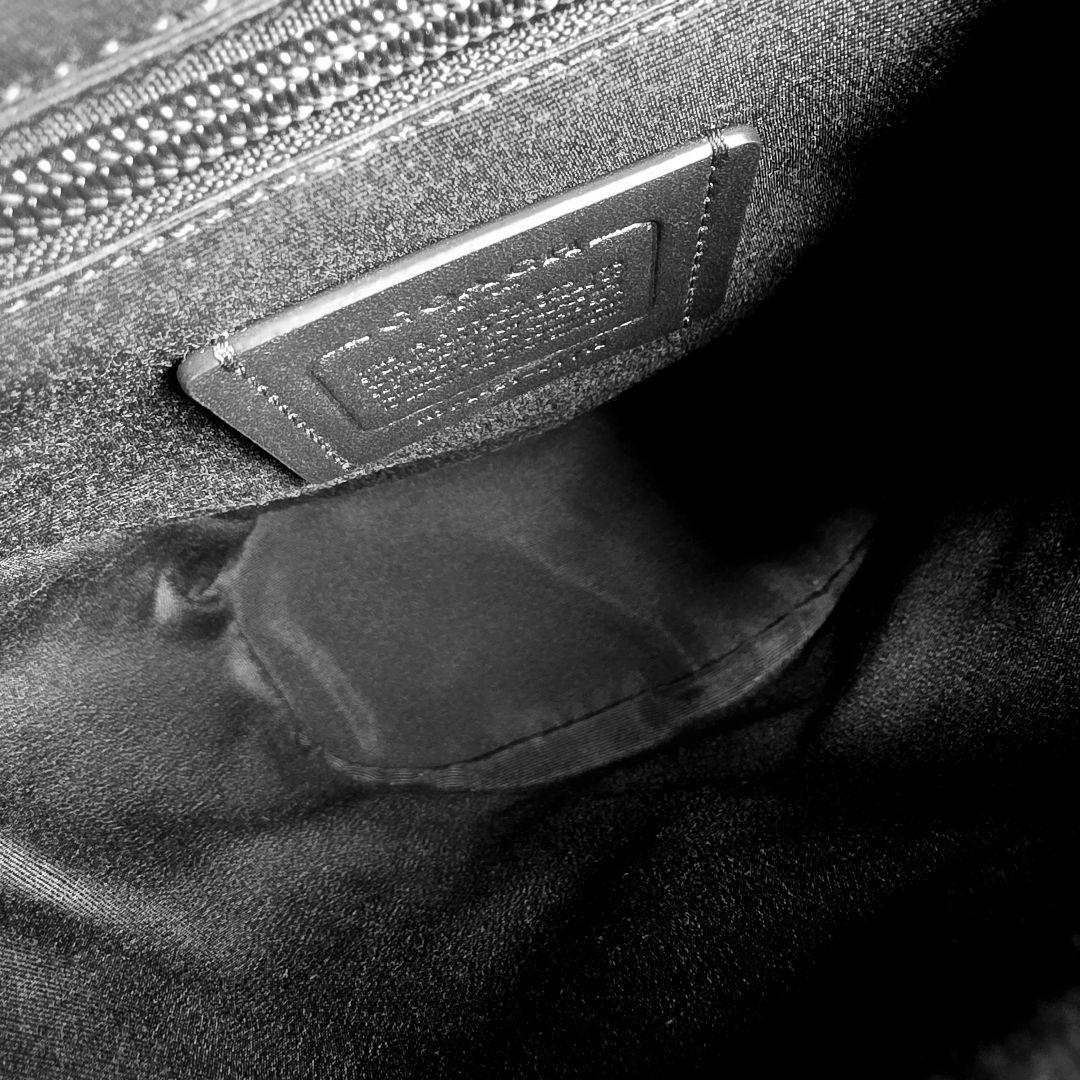 美品 コーチ シグネチャー レーサーパック ボディバッグ CT712