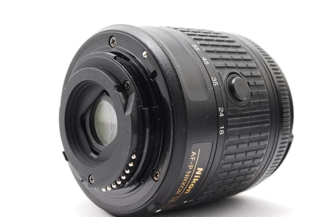 Nikon D5600 ダブルレンズ Wi-Fi搭載　スマホ転送　高画質　軽量