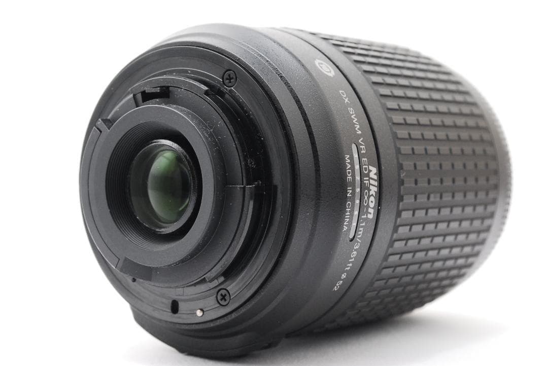 Nikon D5600 ダブルレンズ Wi-Fi搭載　スマホ転送　高画質　軽量