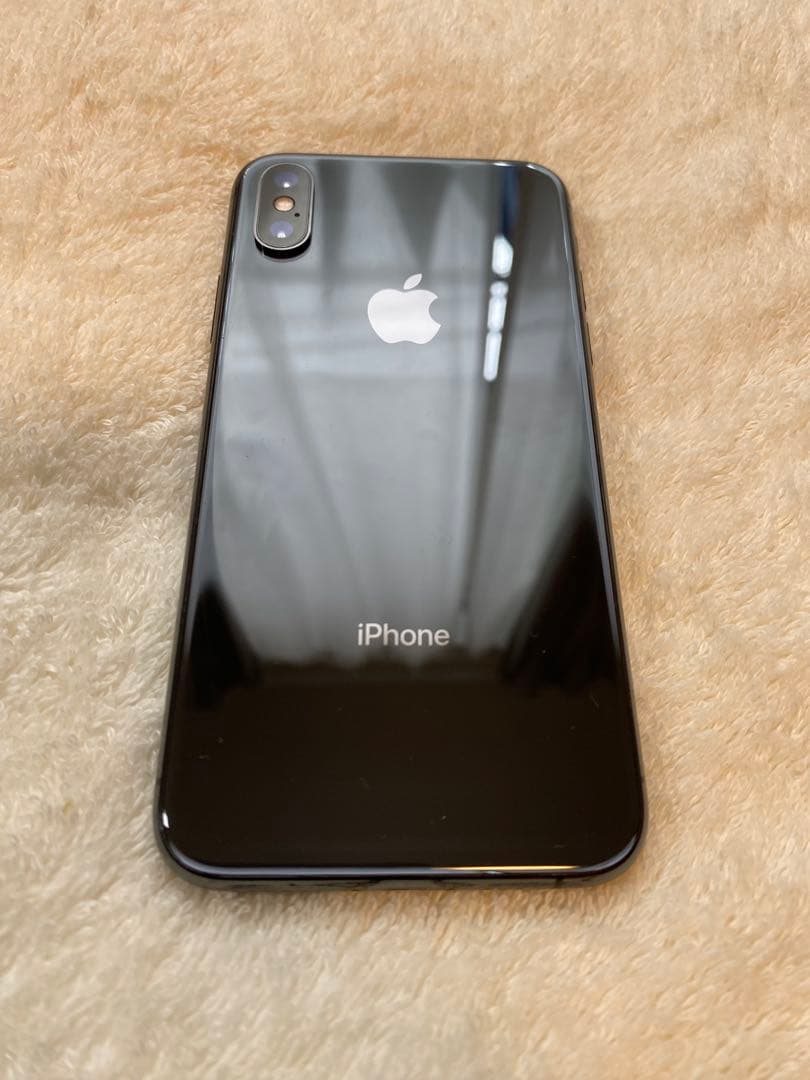 Apple iPhoneXS黒 64GB 中古