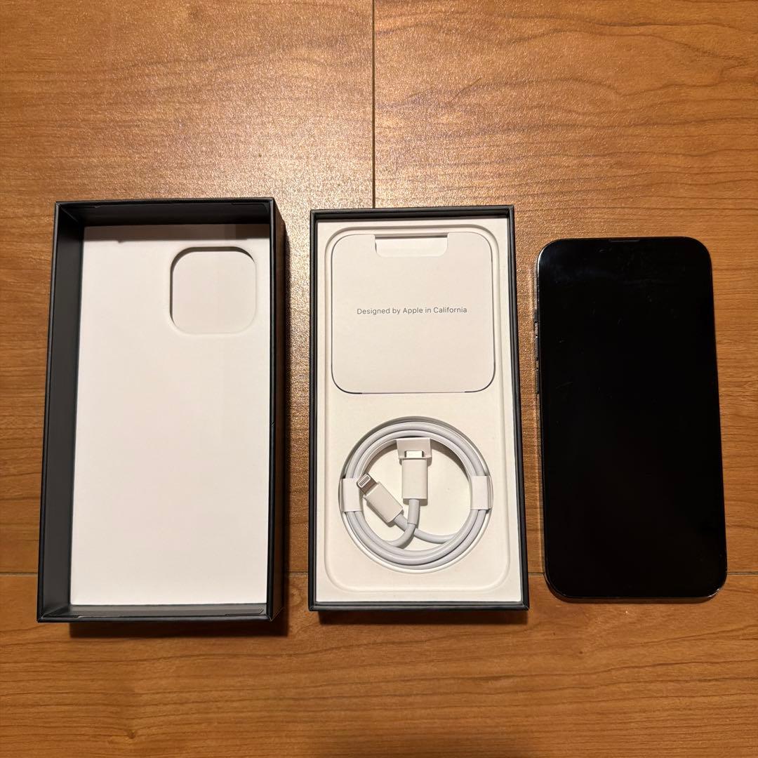 iPhone 13 Pro 本体 Graphite 128GB 充電ケーブル付き