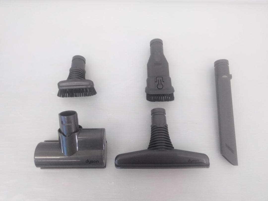 ●V6●ダイソン コードレススティック掃除機●dyson