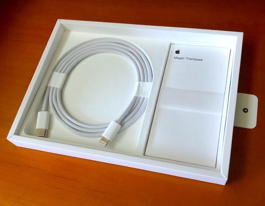 優良品｜Magic Trackpad 3｜Apple｜付属品完備｜アップル純正