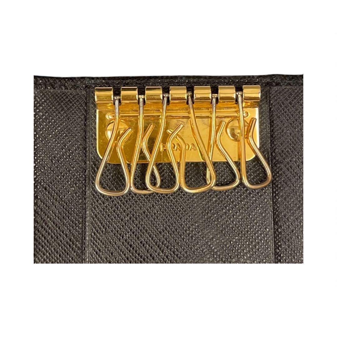 【極美品】PRADA キーケース 6連 サフィアーノレザー 黒 ゴールド金具