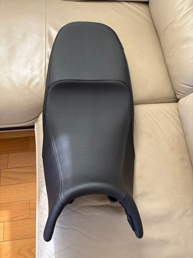 ツアラーテック　r1200、1250gs　コンフォート　ワンピース　ローシート