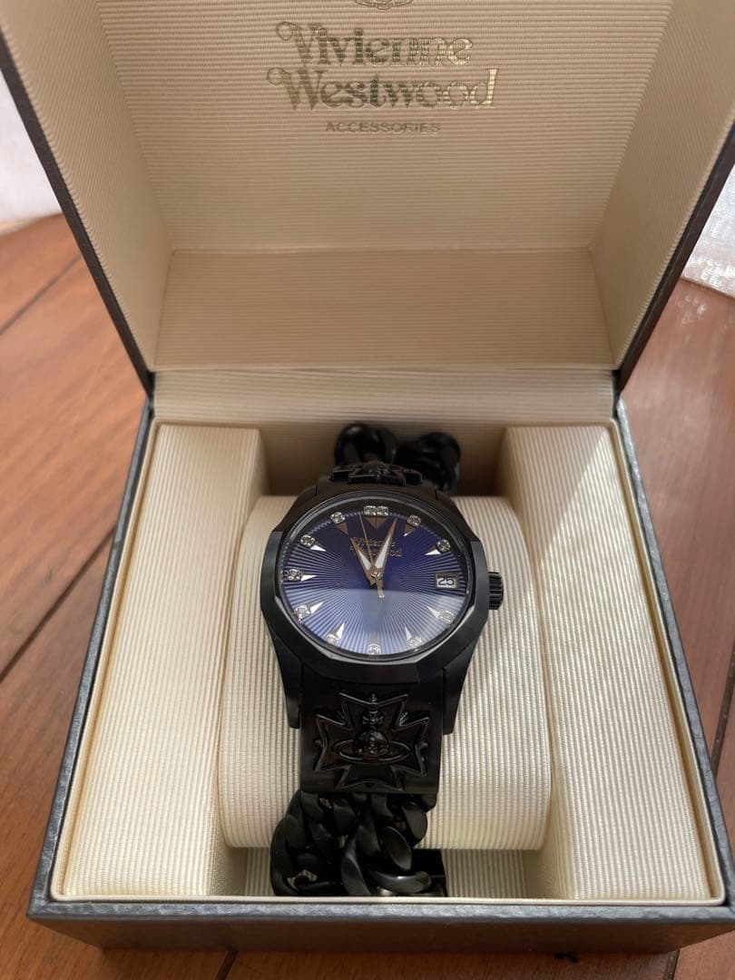 Vivienne Westwood アナログ時計　チェーンマイユ