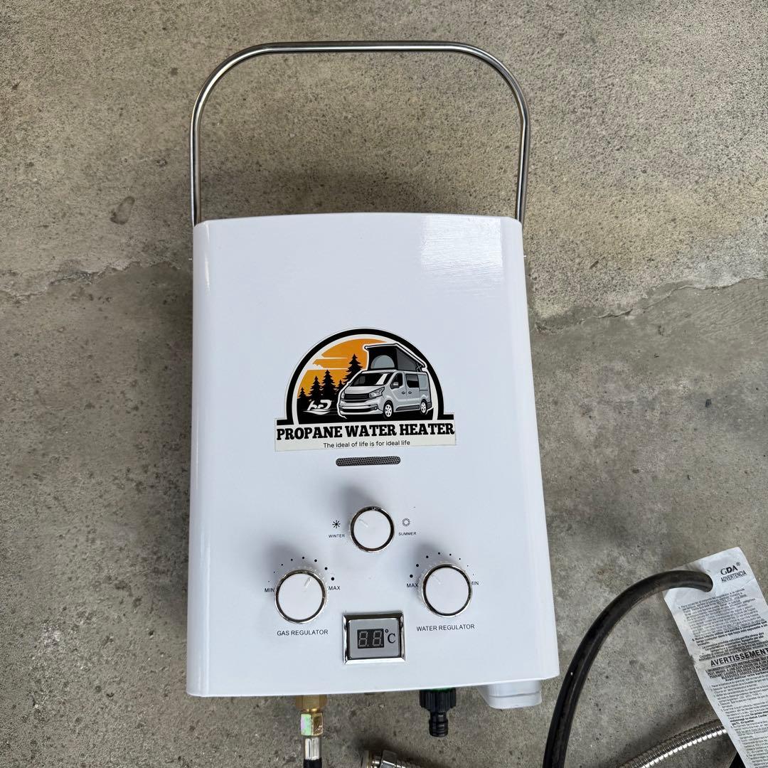 携帯用LPガス給湯器 7L タンクレス 湯沸器 1.85 GPM 熱湯ヒーター
