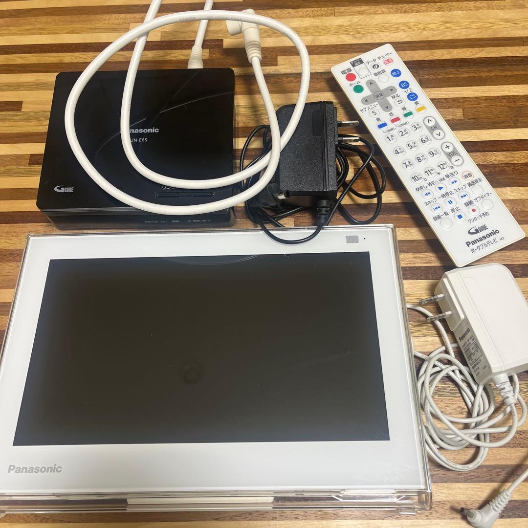 Panasonic 防水持ち運びTV プライベートビエラ/チューナー