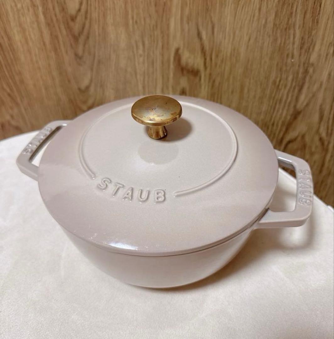 ルミ姉⭐︎【美品】煮込み料理が美味しい◎staubワナベMリネン