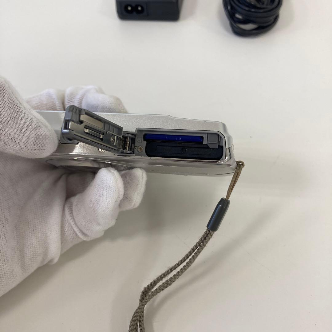 CASIO EX-Z550 コンパクトデジタルカメラ