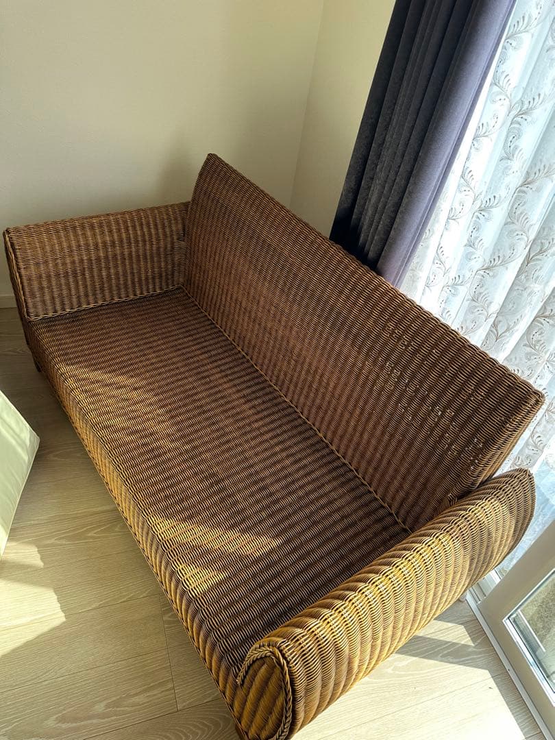 定価¥180,000 ラタンソファー