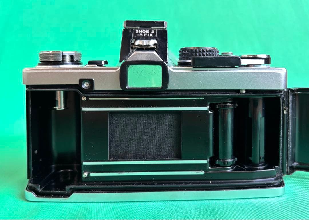 ★ OLYMPUS OM-2 + ★ 広角レンズ 28mm