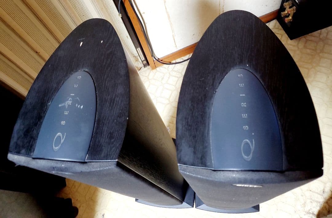 訳あり特価 KEF iQ50 トールボーイスピーカー ブラック 1本①