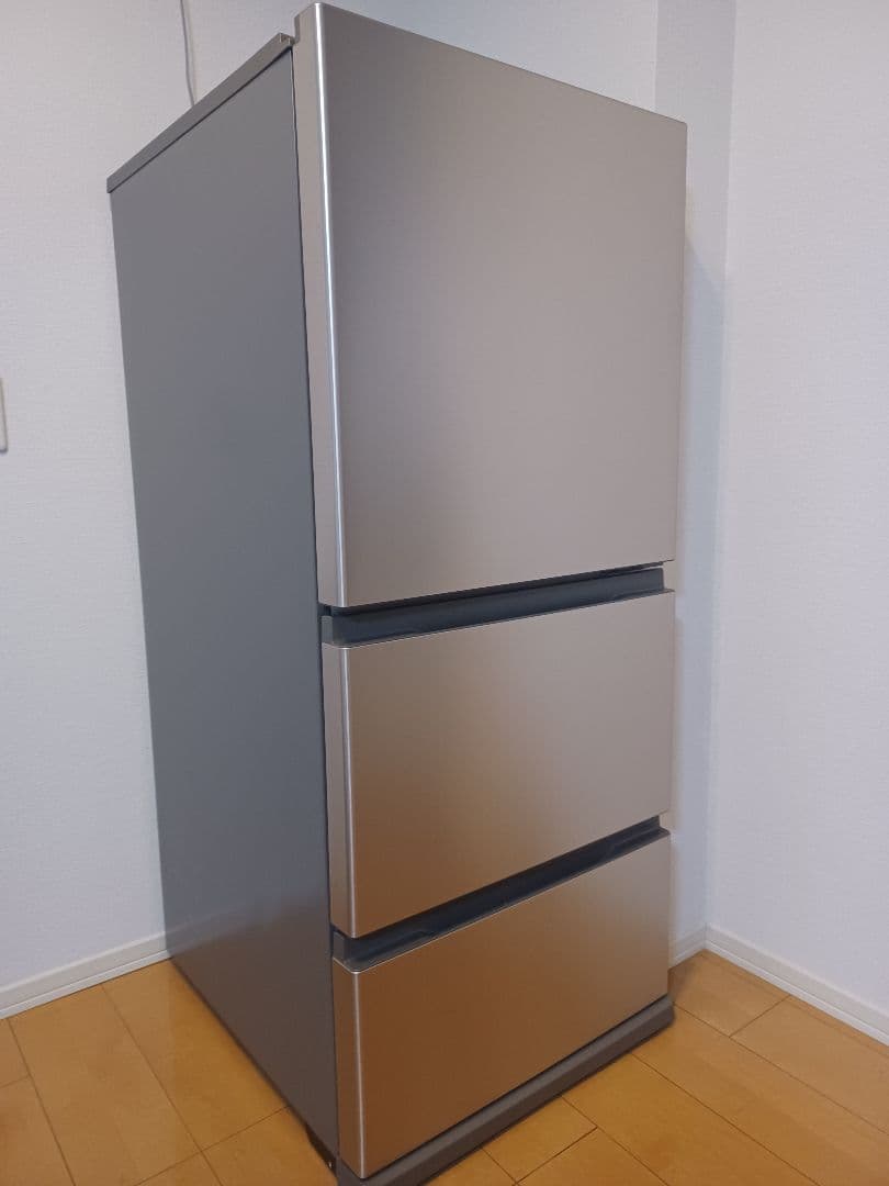 2024年製【超美品・送料込み】AQUA 冷凍冷蔵庫 AQR-26R-N 右開き