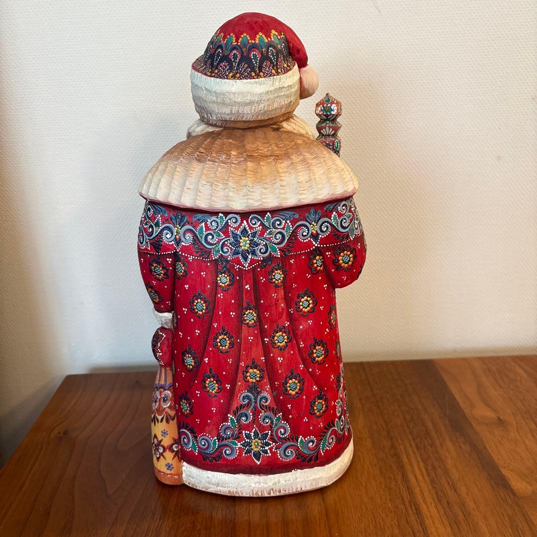 サンタクロース置物　ロシア　木彫り