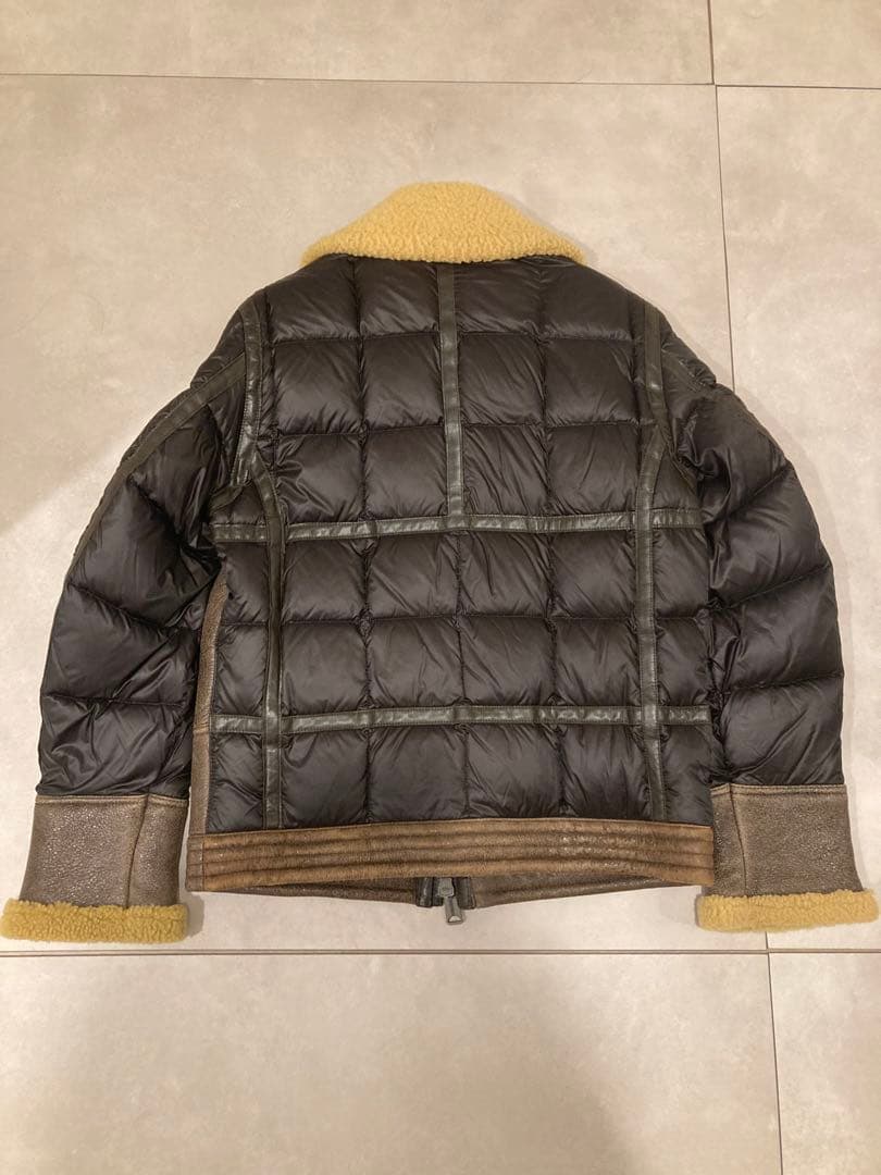 バンビ定価60万円MONCLER モンクレール REALMONT