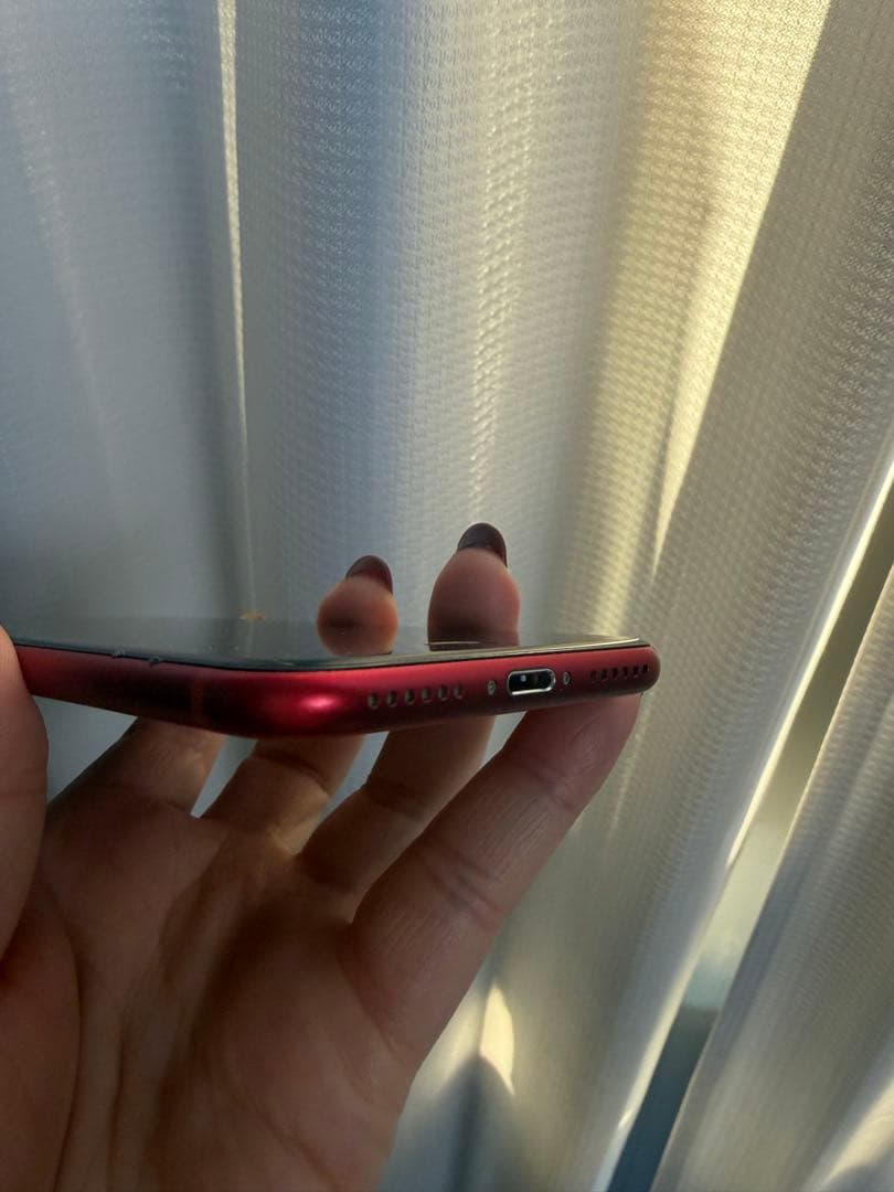 Apple iPhone SE (第2世代) REDジャンク品