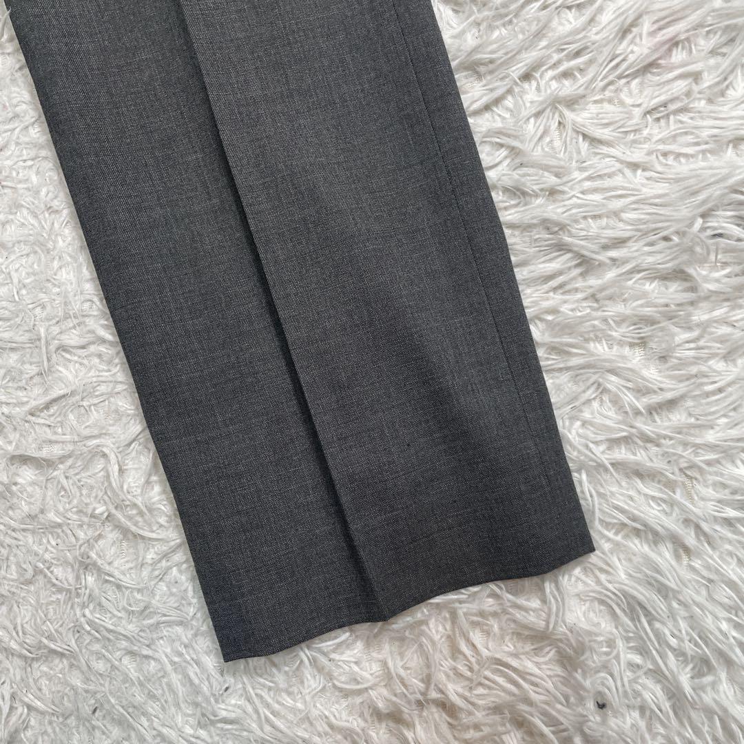 シルク混　アクアスキュータム　パンツスーツ　グレー　13 XL