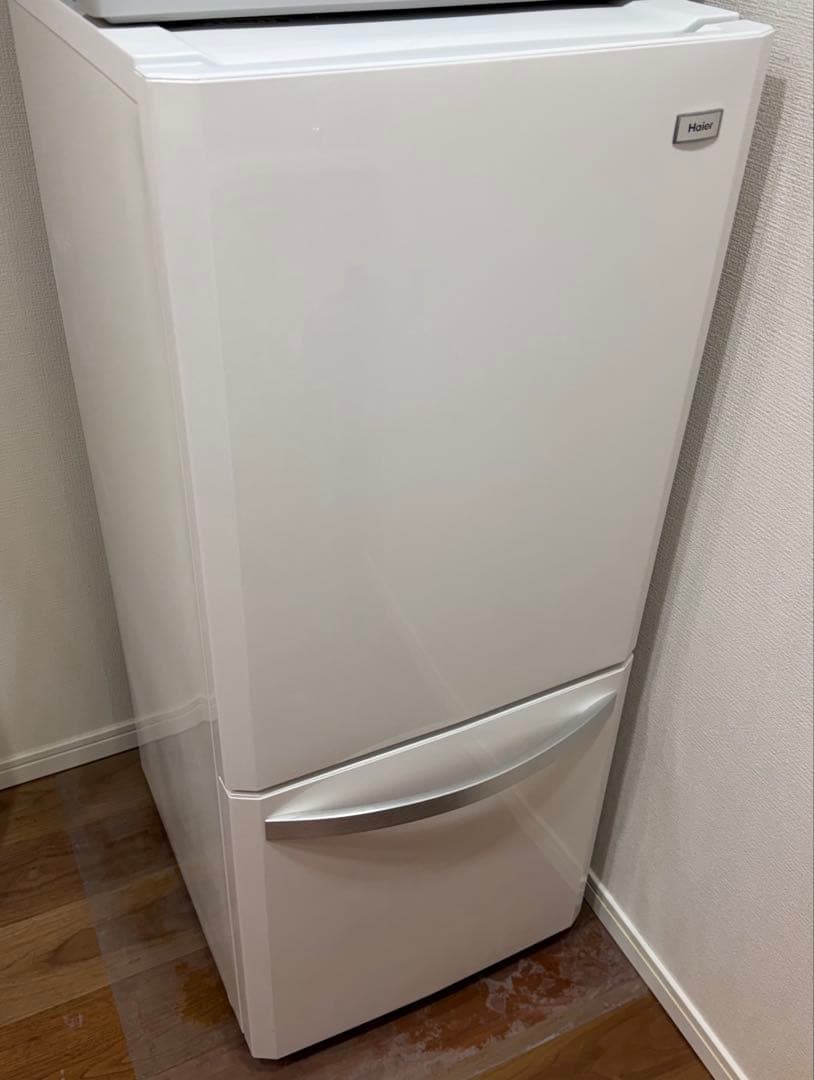 美品 Haier ハイアール　冷蔵庫　白　ホワイト JR-NF140E