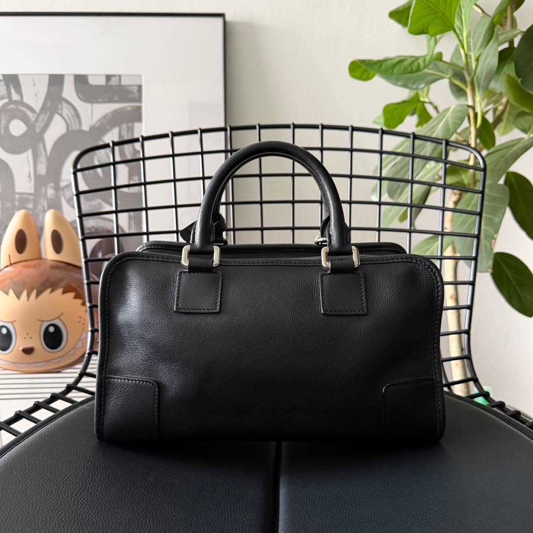 LOEWE アマソナ 28 ブラック ナパカーフレザー ハンドバッグ