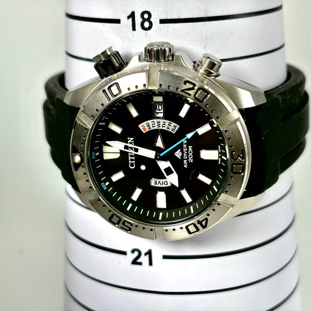 【極美品/稼働】シチズン エアダイバーズ200m デイト ソーラー 腕時計