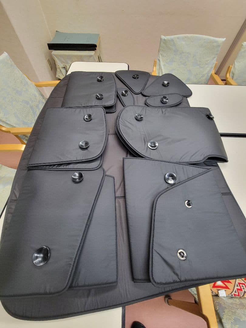 車中泊用サンシェード　ノートE12系用