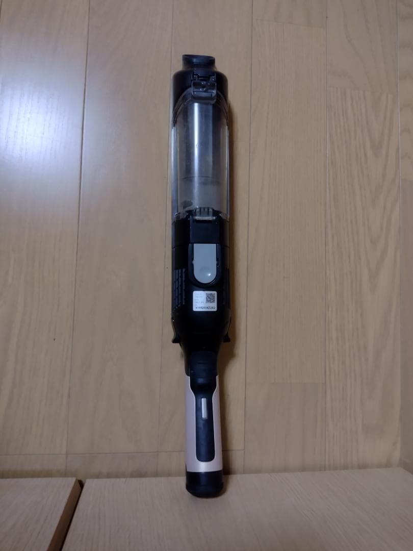 シャーク★コードレスクリーナー★CS601JPK★バッテリー新品と同等★