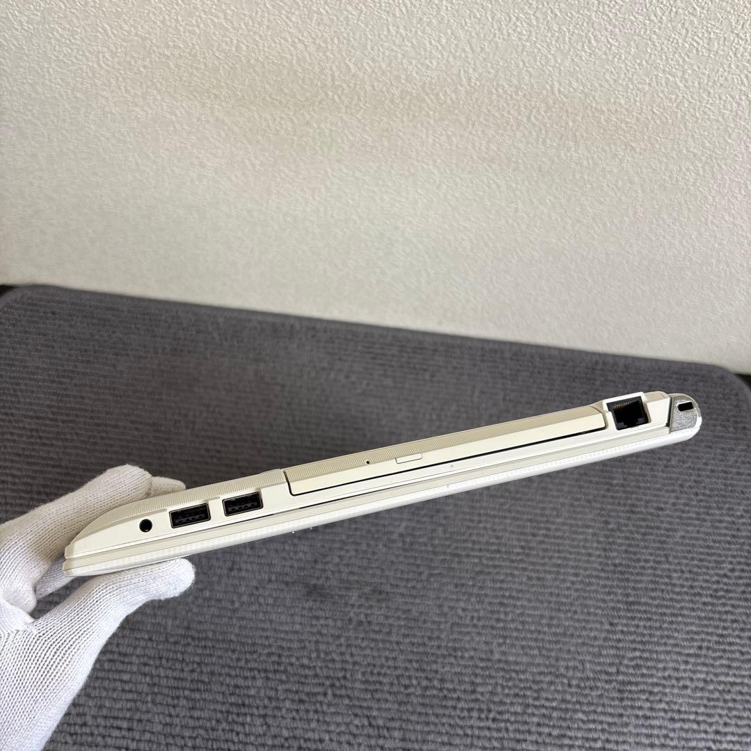 東芝dynabook T75/GW i7-8550U メモリ8GB #m7036