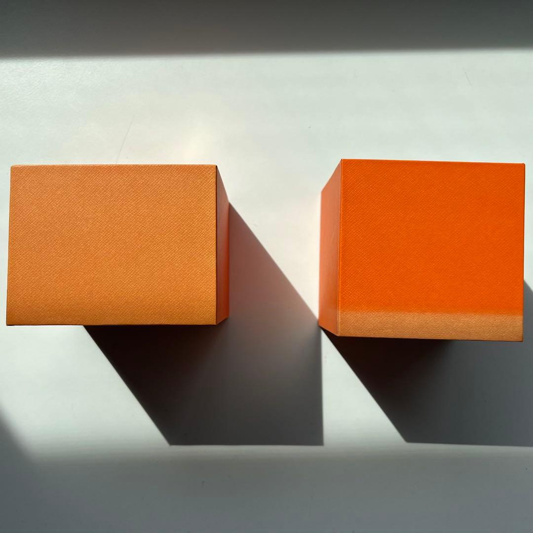 美品 TORYBURCH 腕時計 ブルーレザーストラップ TORYBURCH時計