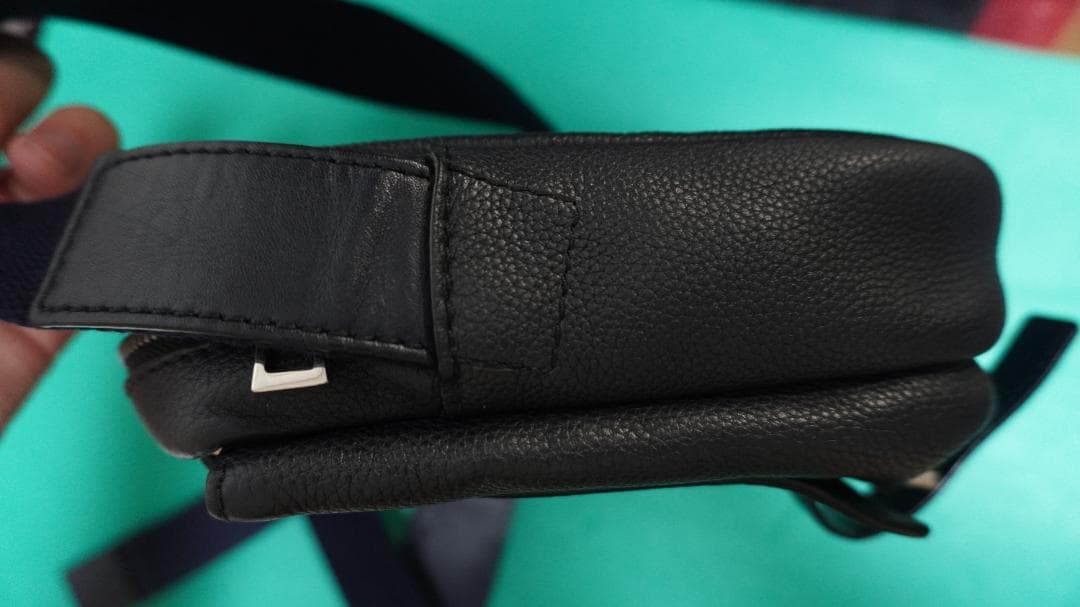 ロエベ ミリタリーバッグ ショルダーバッグ アナグラム ネイビー