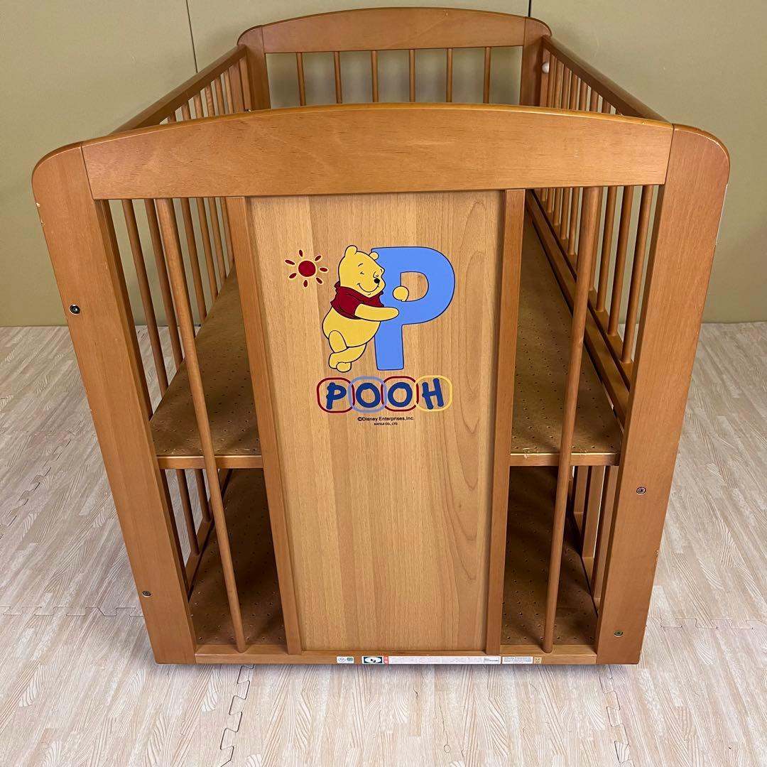 ☆除菌清掃済☆　カトージ　くまのプーさん　ベビーベッド　ライトブラウン