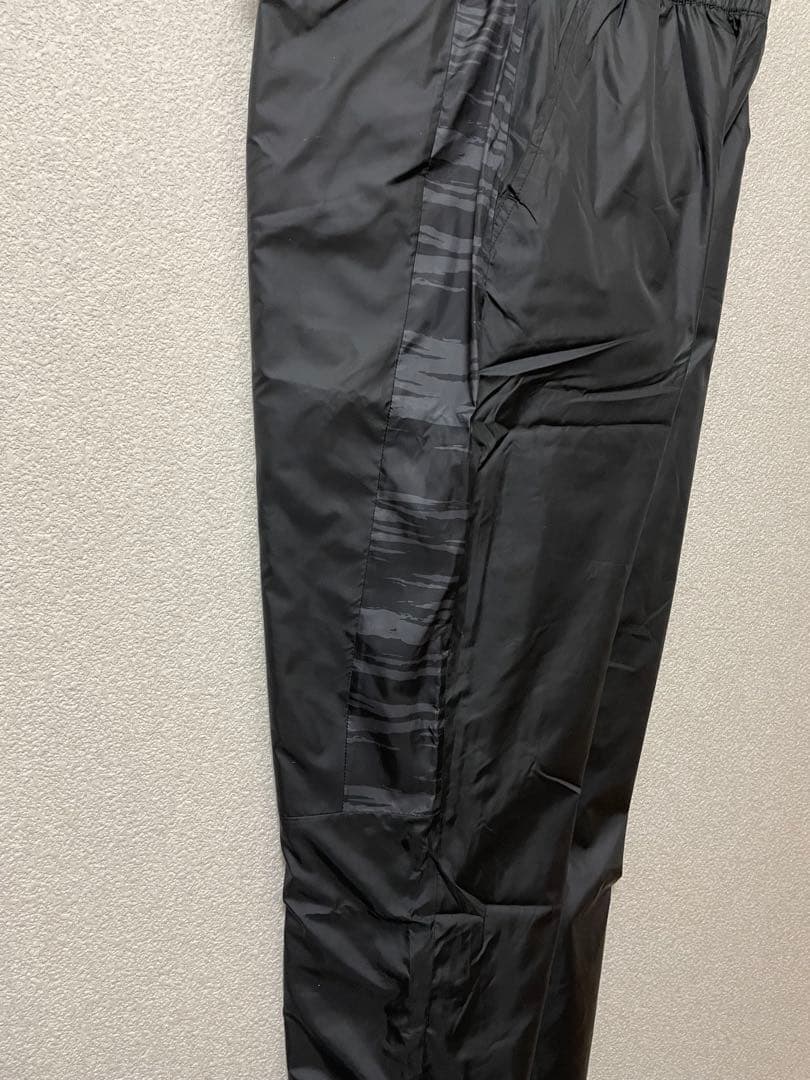 【みゆ様】【新品】adidas ウインドブレーカー 上下セットレディースLサイズ