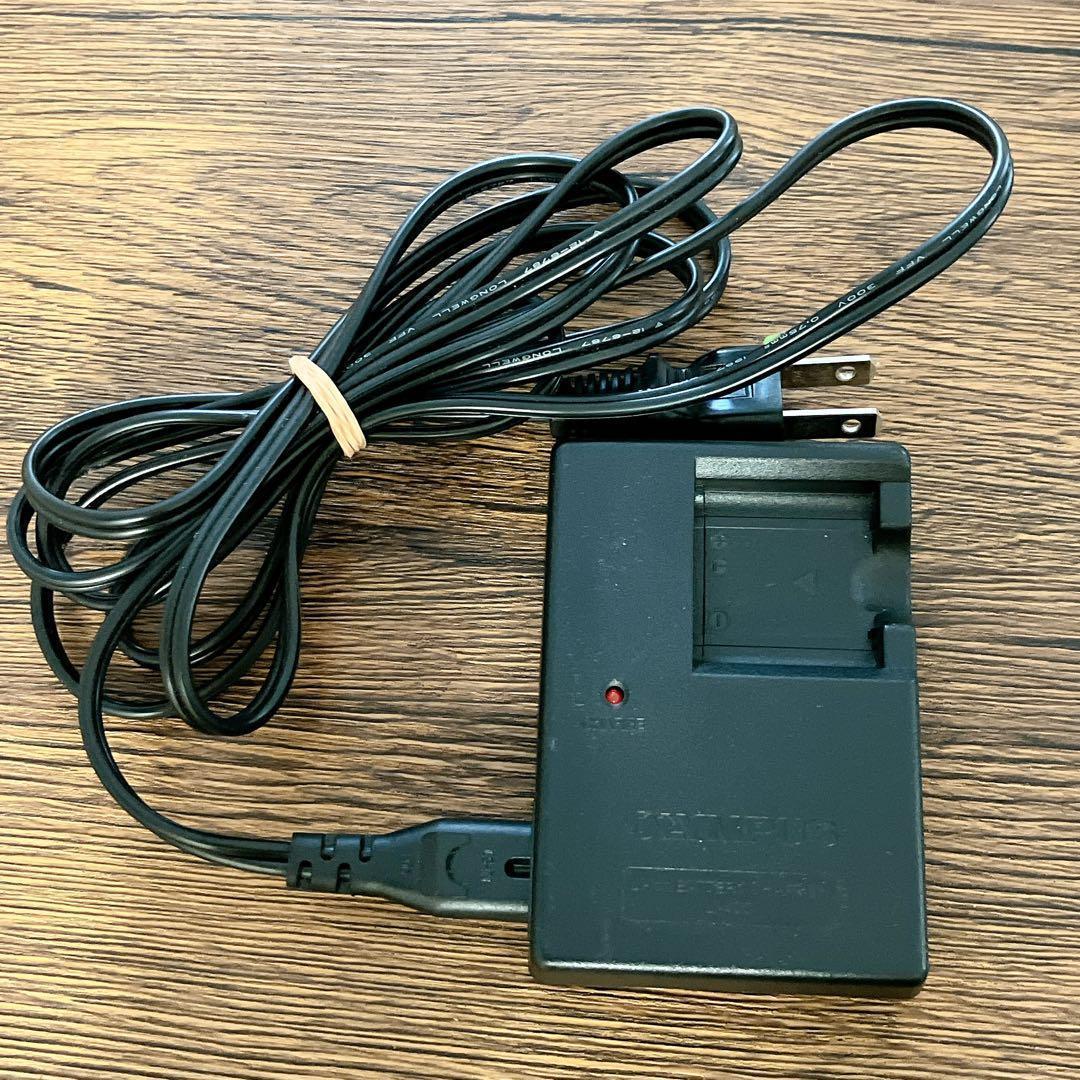 FUJIFILM FINEPIX JX300 フジフイルム シルバー　動作品