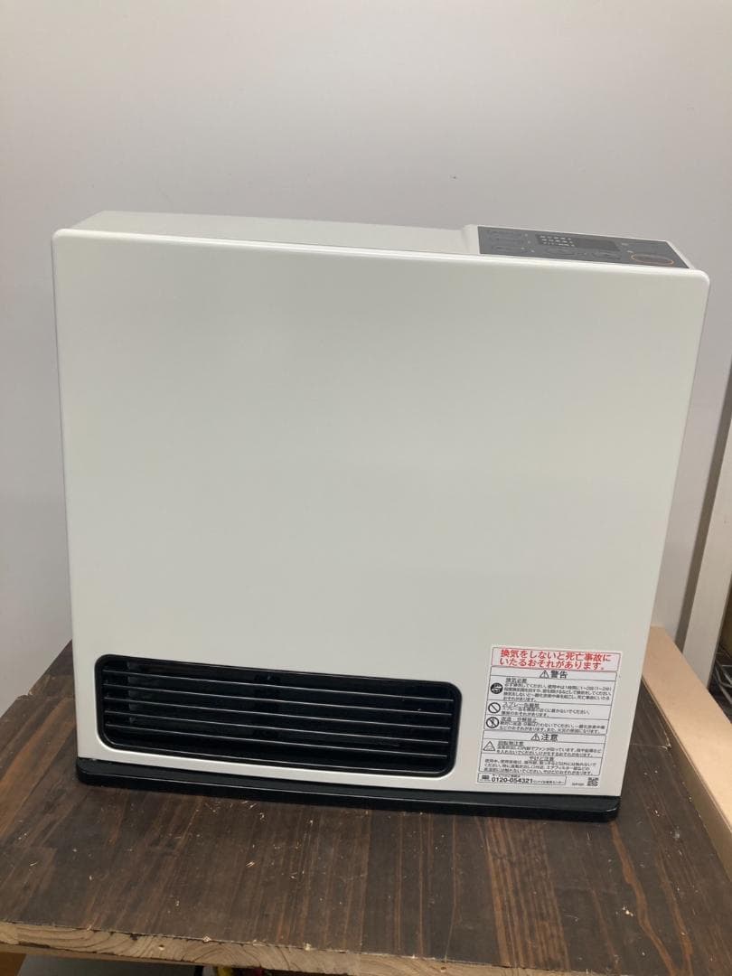 K-039　リンナイ　ガスファンヒーター　RC-N356E　ガスホース付き