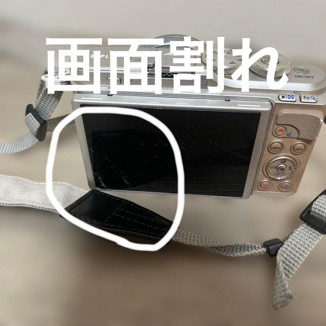 オリンパス　E-pl9 画面割れ　充電器付き
