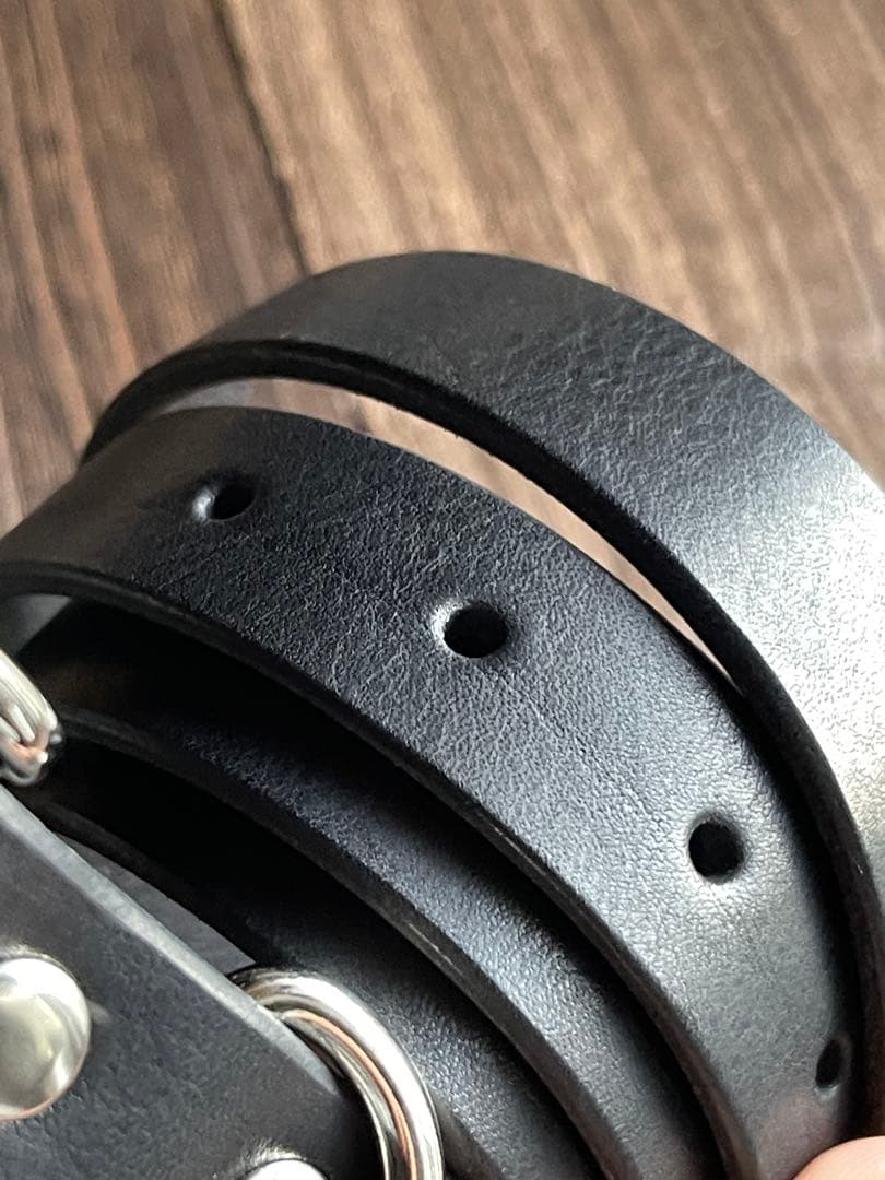 スタッズナローロングベルト　シルバー　ミッスーリ　HTC CALEE