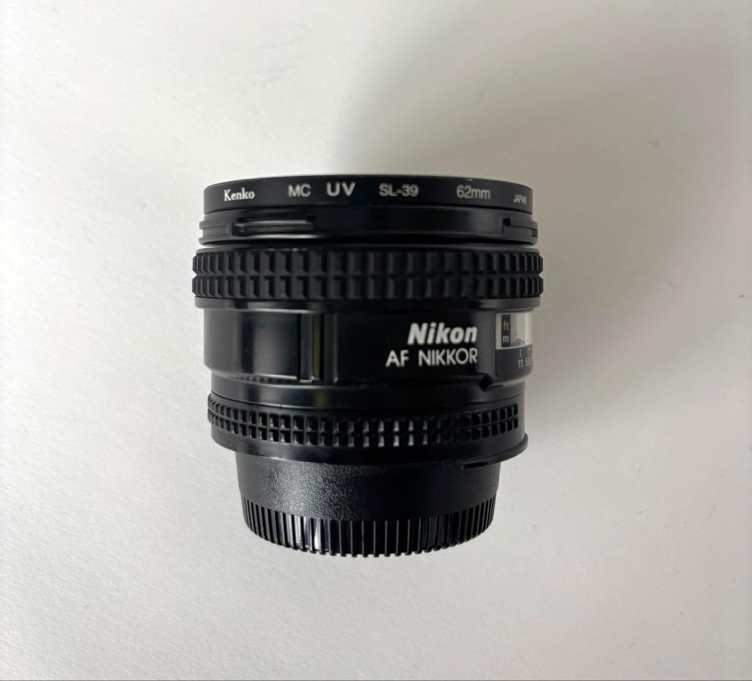 ニコン 広角 単焦点　Nikon AF NIKKOR 20mm F2.8