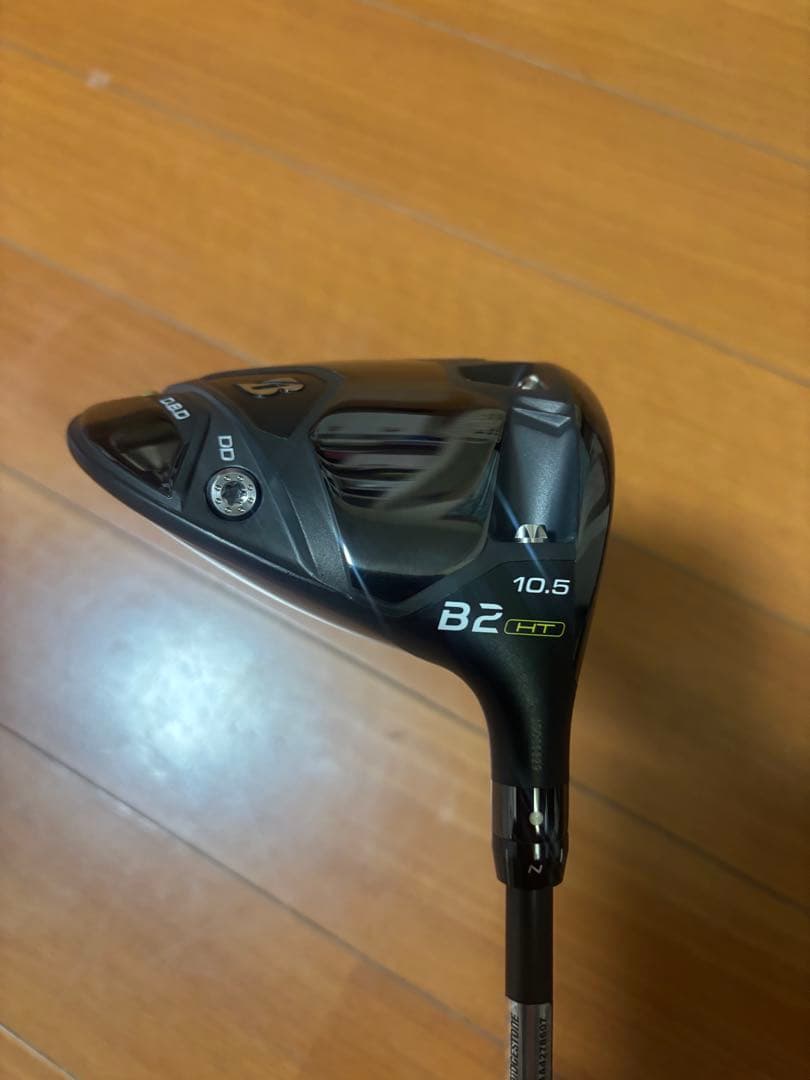 B2 HTドライバー 10.5度 ヘッドカバー付き