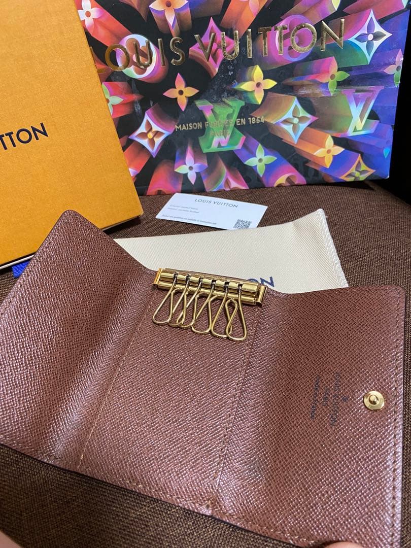 ルイヴィトン　モノグラム　キーケース6連