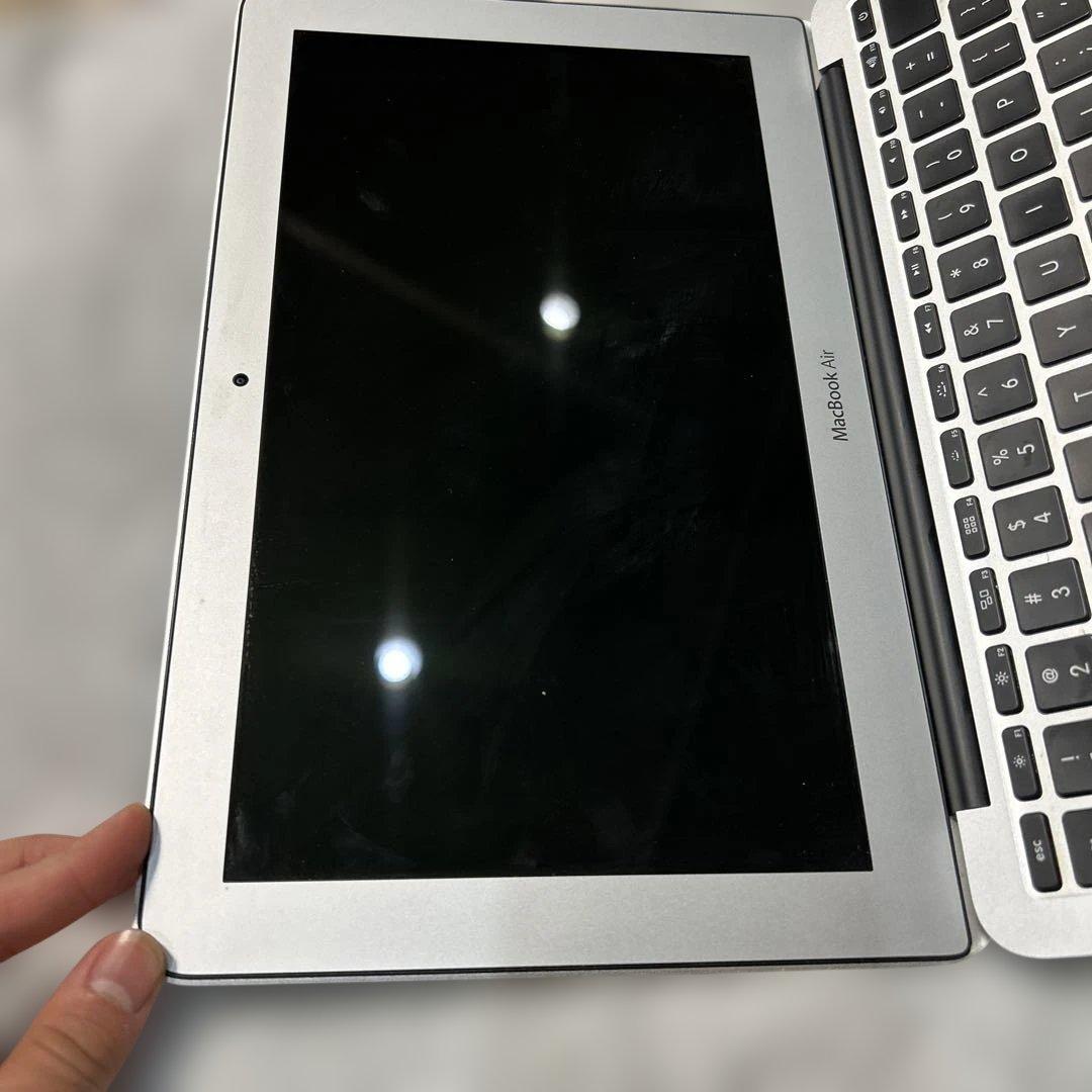 Apple MacBook Air A1465 シルバー