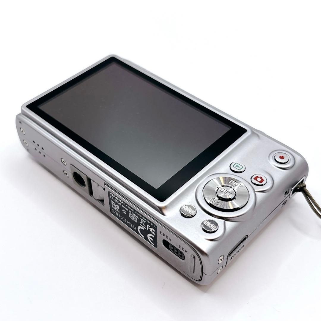 【美品】 CASIO EXILIM EX-Z200 デジカメ 外観美品 付属充実