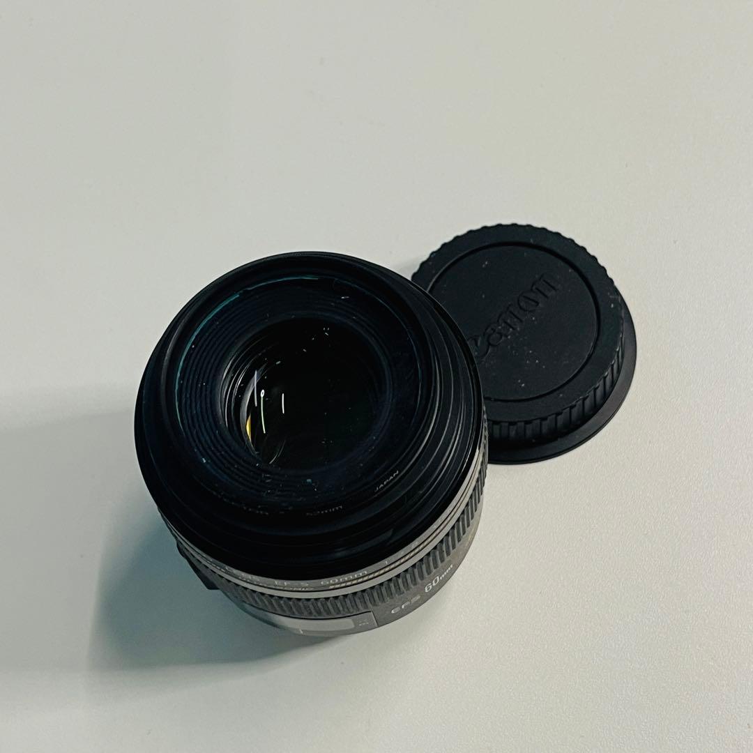 Canon EFS60mm　レンズf/2.8 Macro USM
