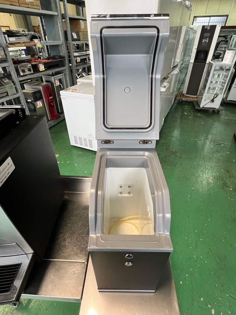 ブルーマチックジャパンコーヒーマシン ミルククーラー付き